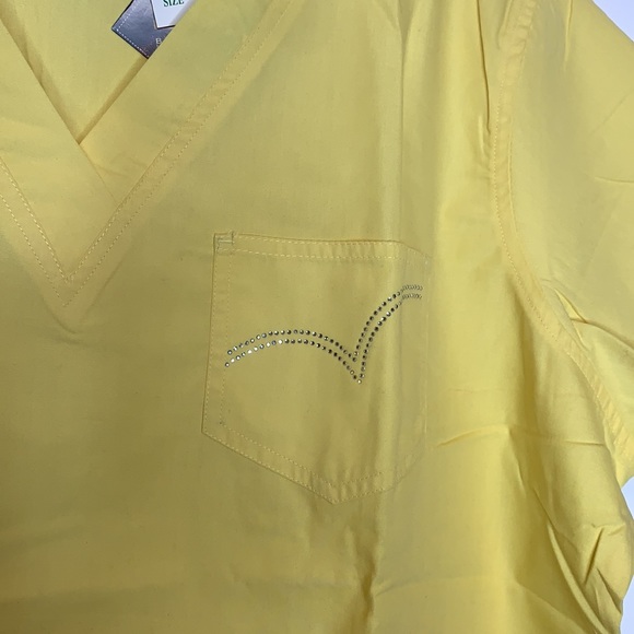 beverly Hills Uniform Tops Nwt Beverly Hills Uniforms Scrubs 2x